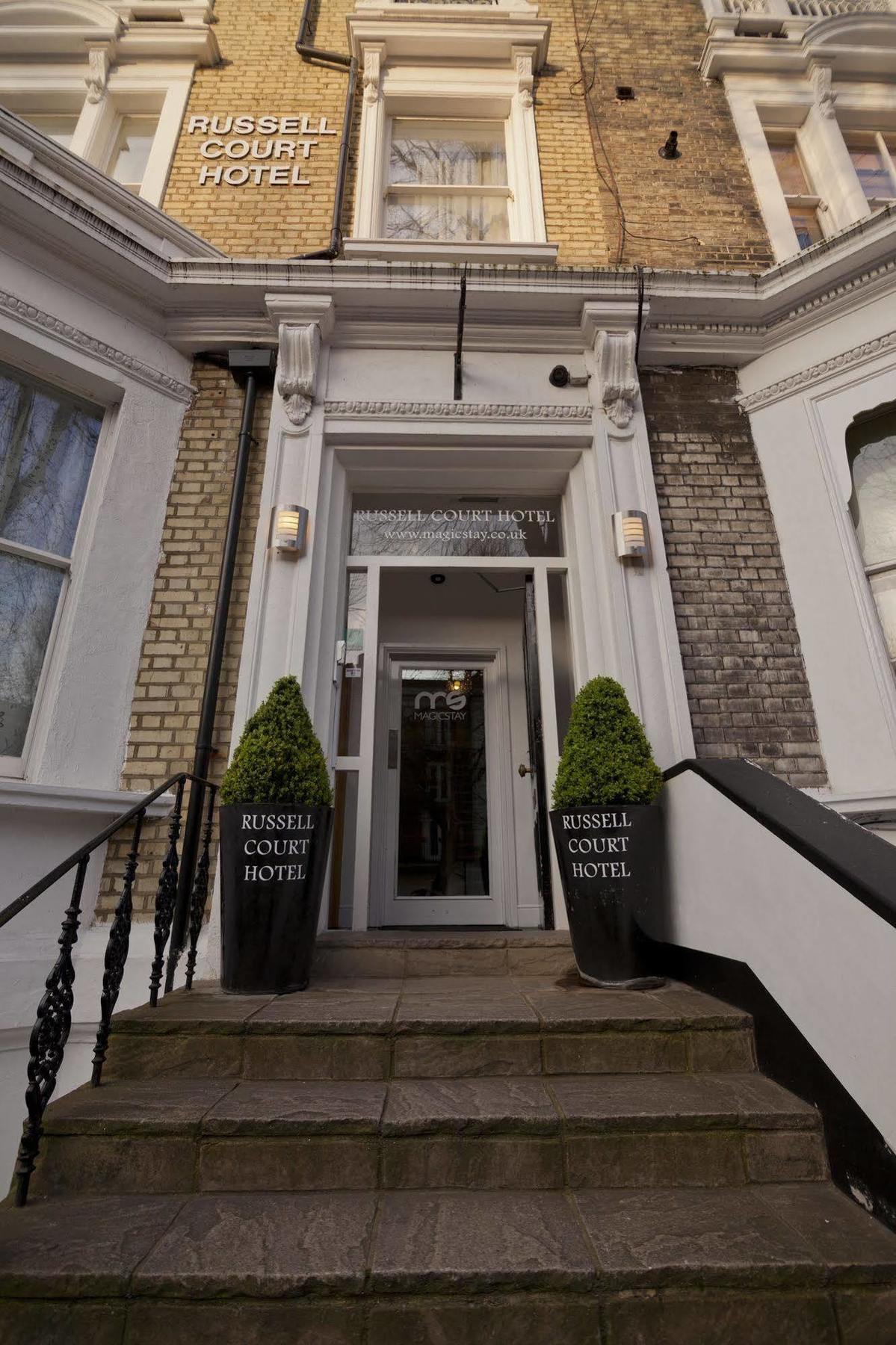 Hotel Nox Olympia 4*