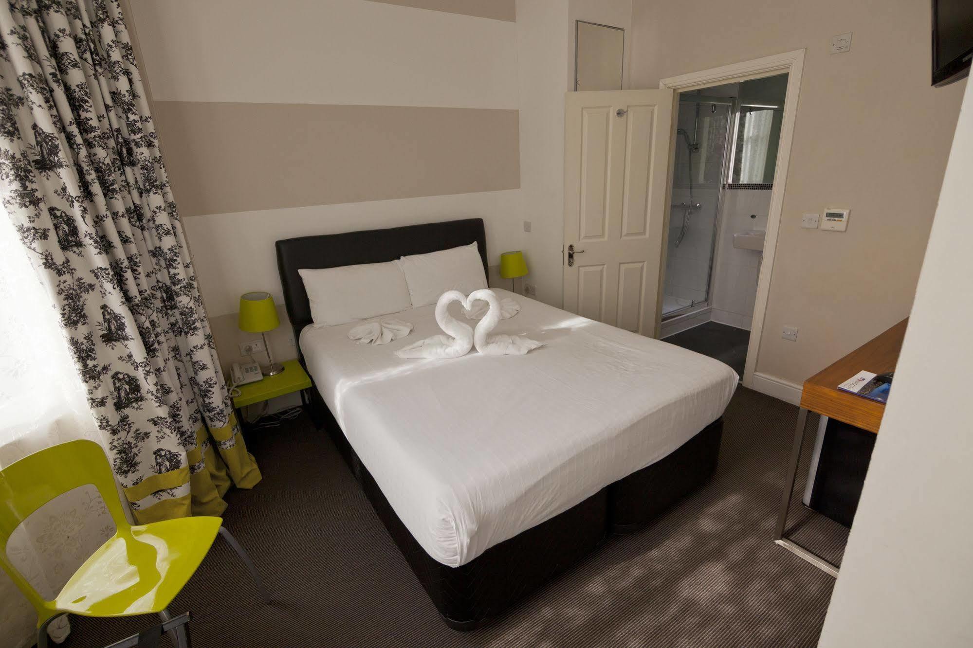 Nox Olympia Hotel 4*