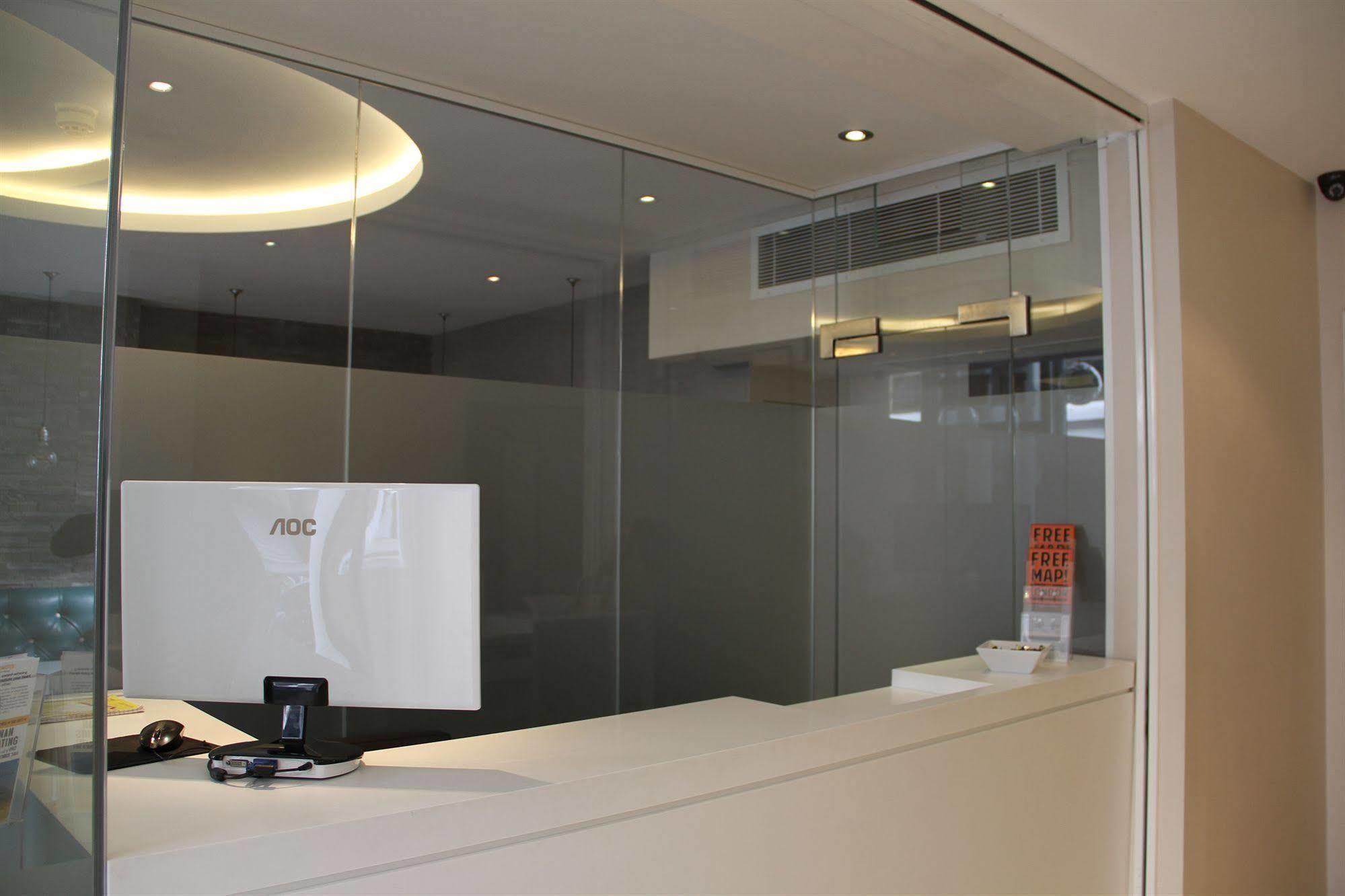 The Jade 3* London