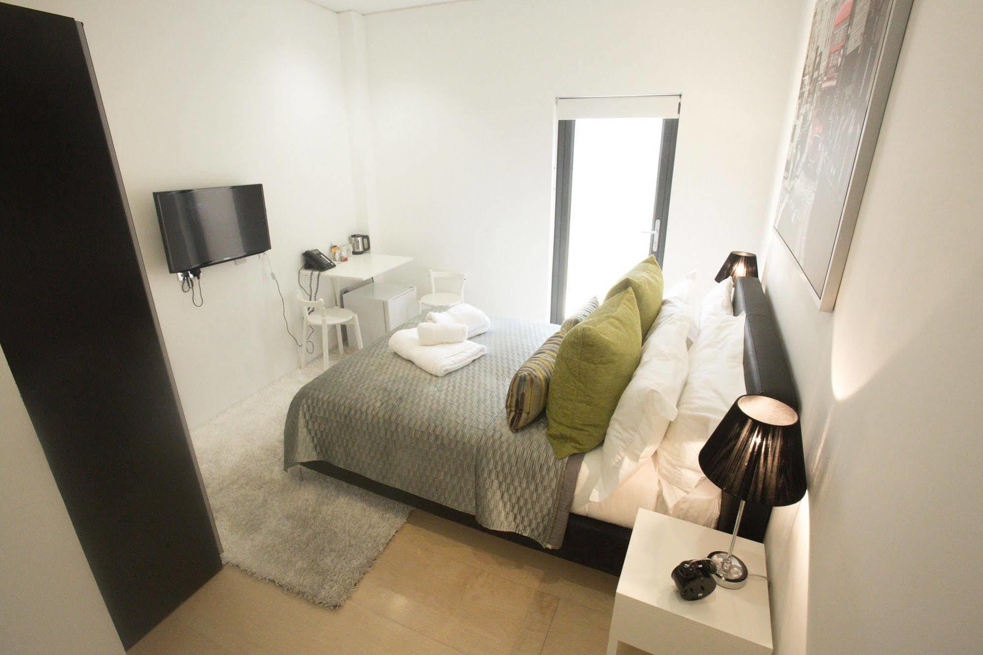 Room Home Stay Aparthotel 4*