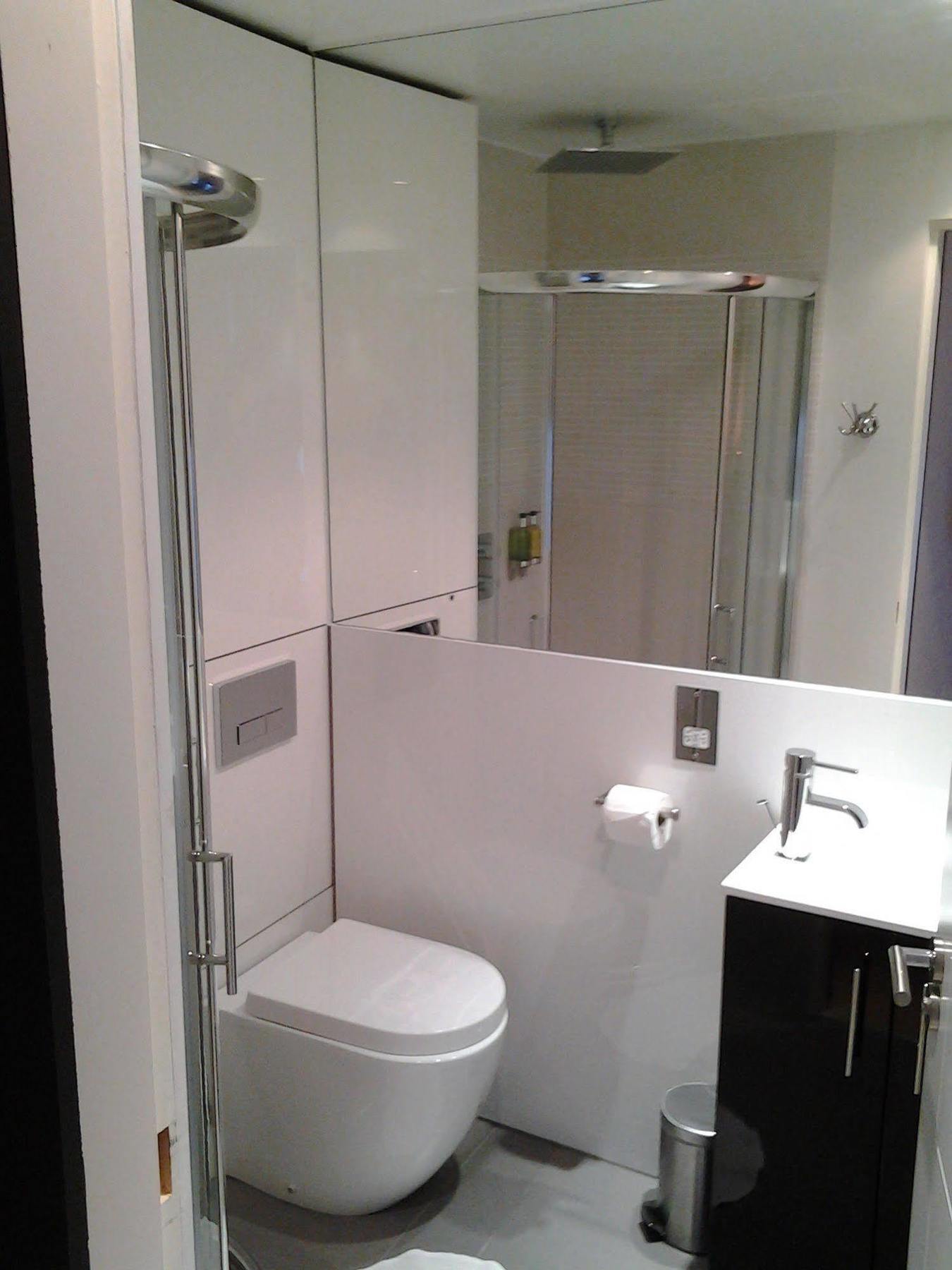 Room Home Stay Aparthotel 4*