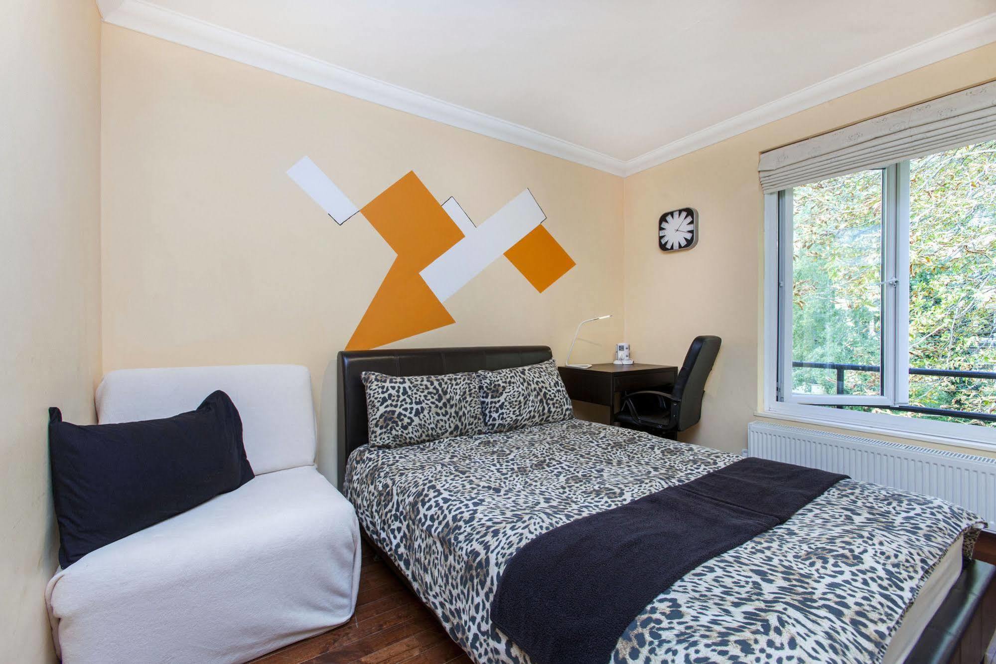Fruit Guest house London