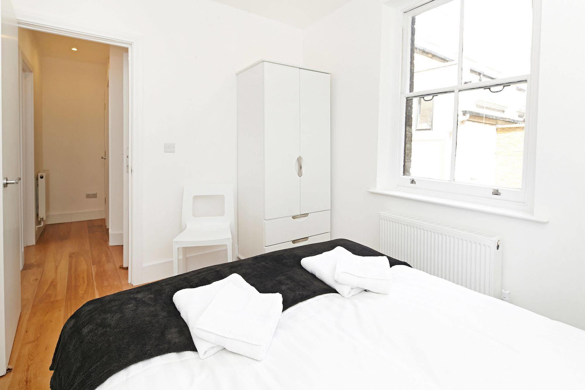 Emily Hotel 3*
