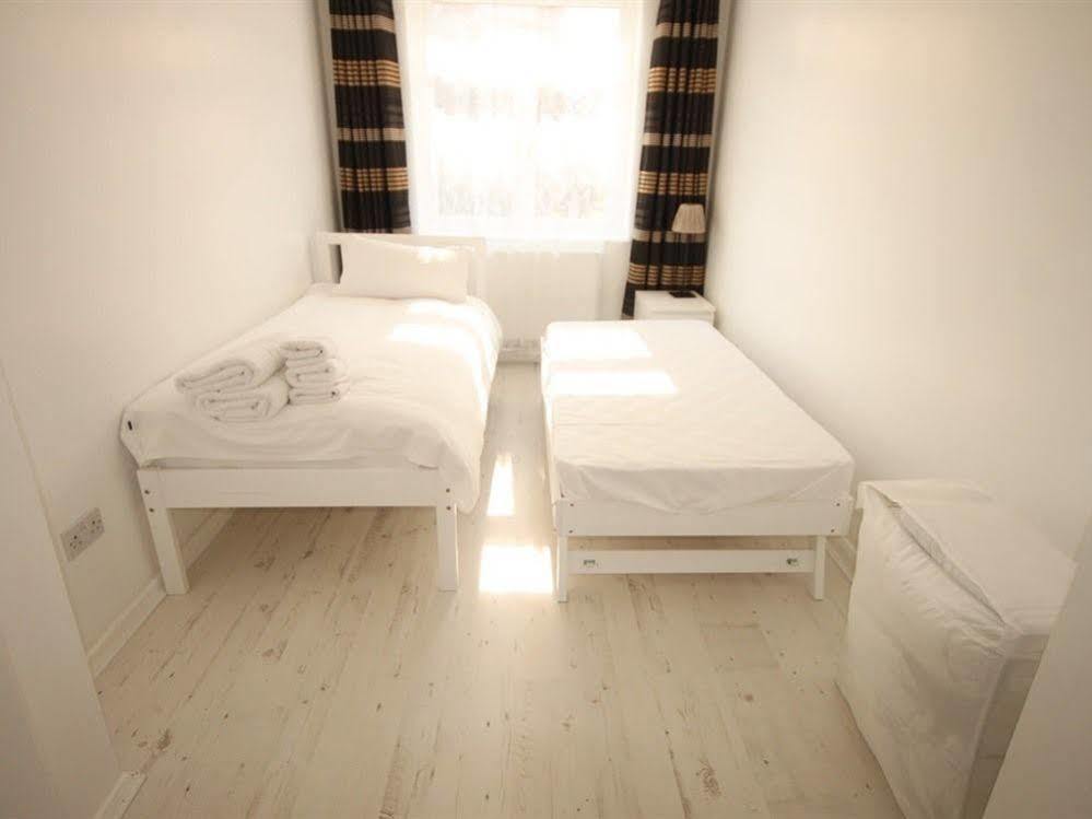 Fonthill House Apartment *