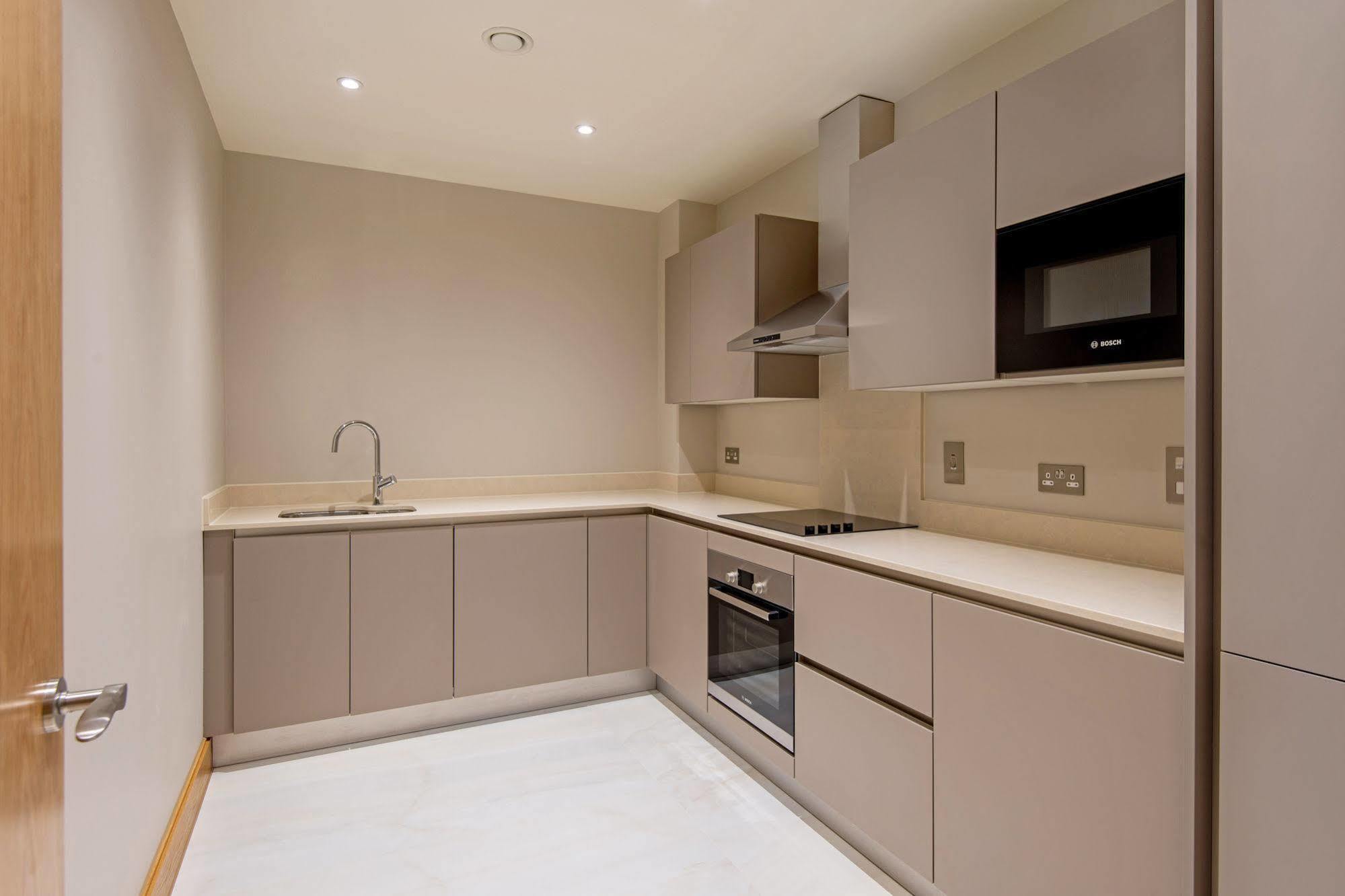 Sanctum International Serviced Belsize Apartment *