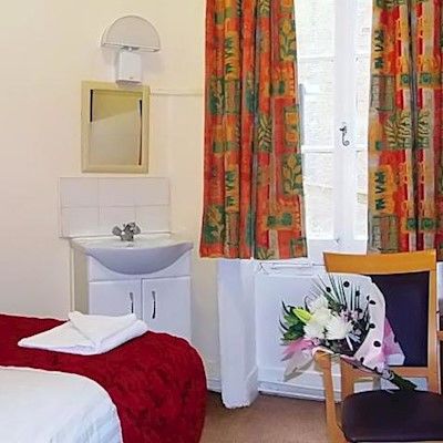 Victoria Station Hotel London
