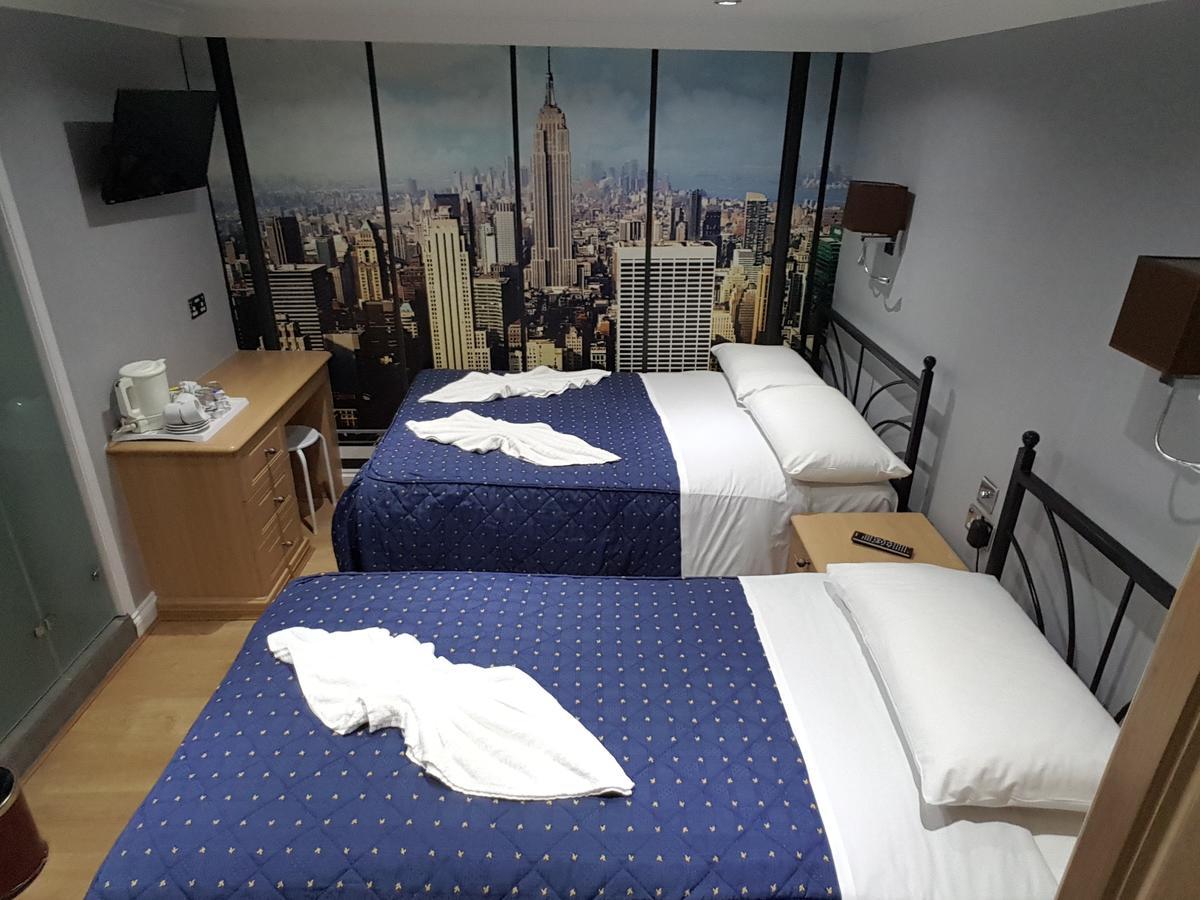 Central Hotel 2*