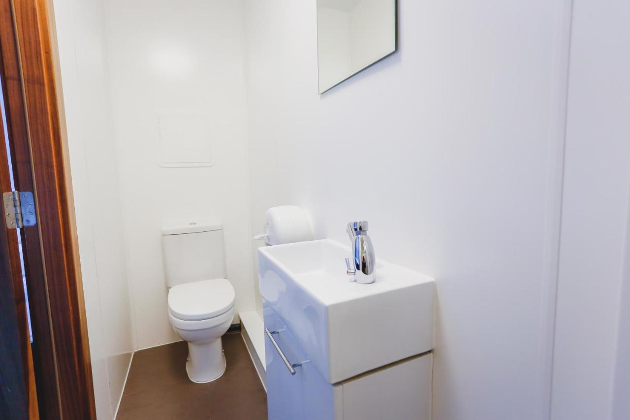 Via Limehouse Hostel