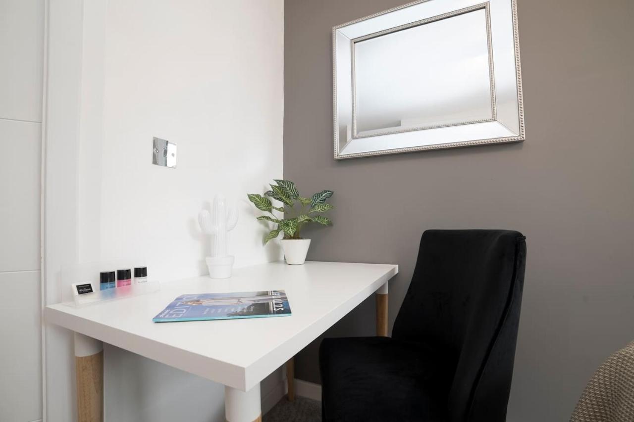 Bookpartment- Battersea Boutique Apartment London