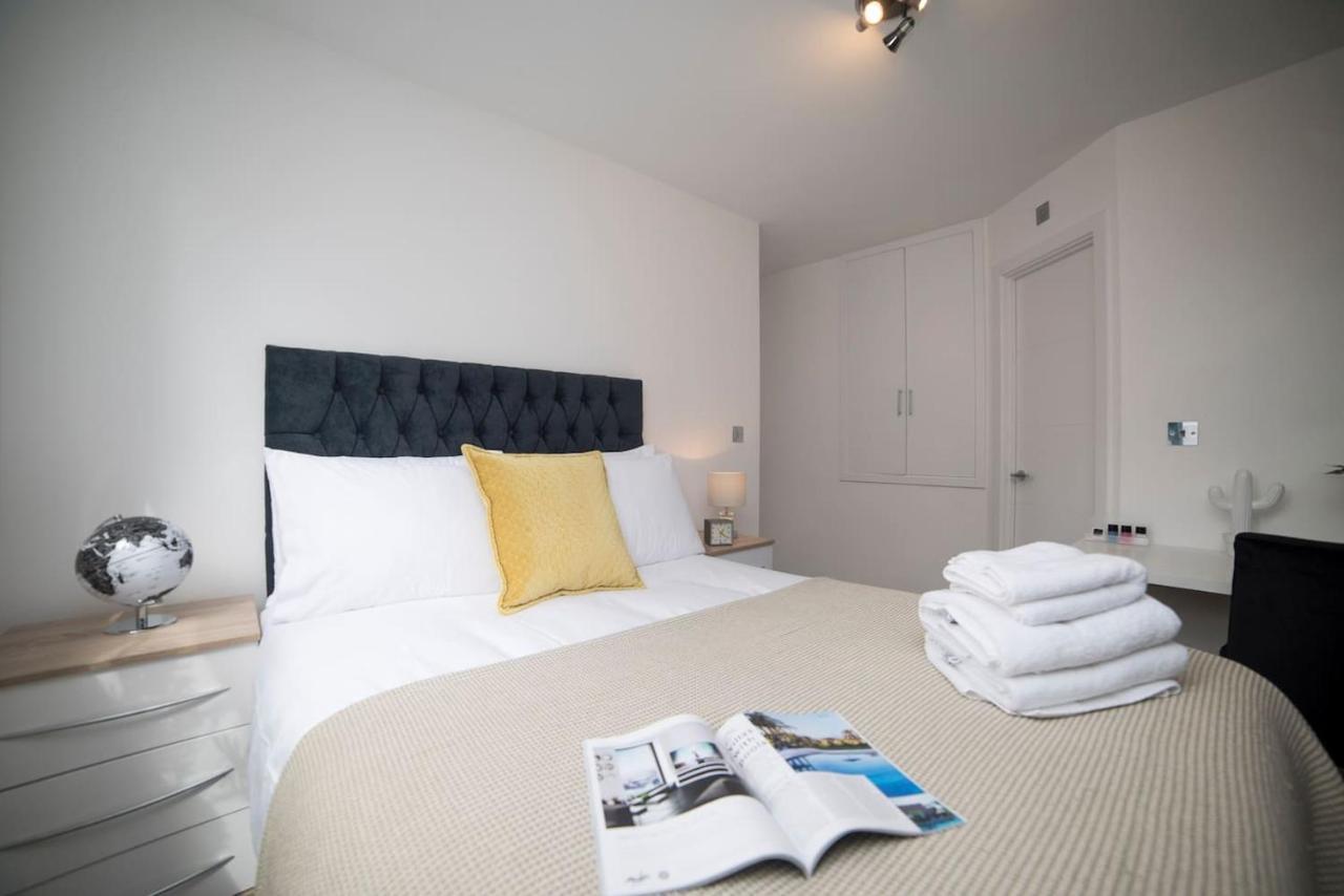 Bookpartment- Battersea Boutique *