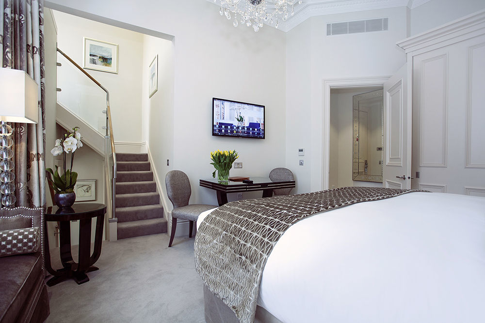 Apartment The By The Sloane Club London