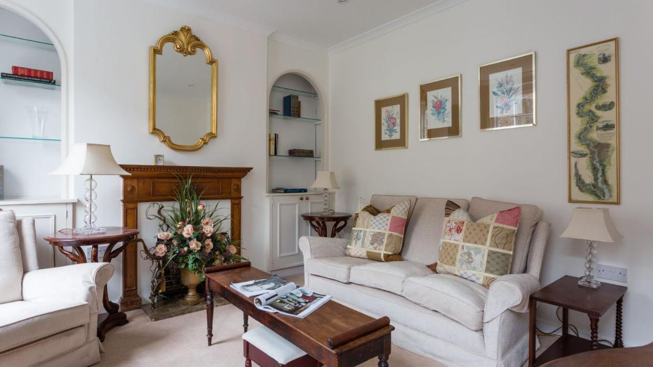 37 Devonshire Mews West London