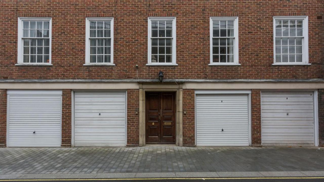 37 Devonshire Mews West