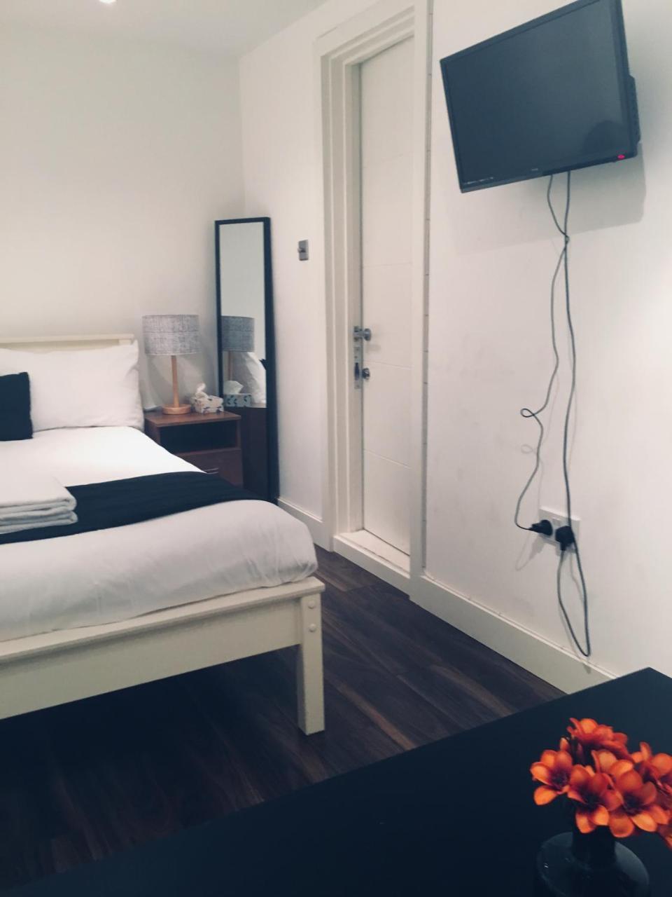 Islington Serviced Guest house 3*