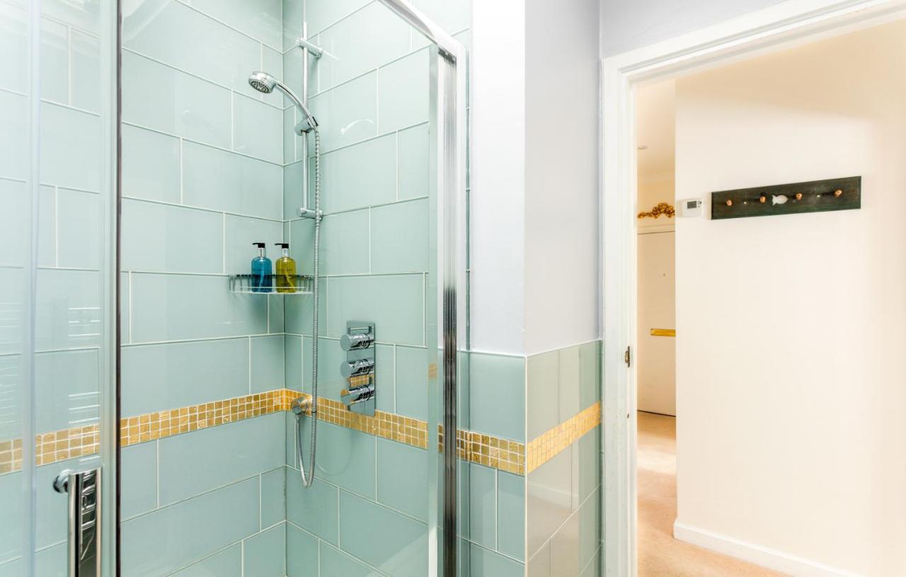 37 Devonshire Mews West Apartment *