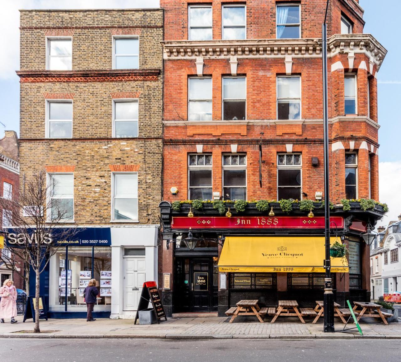 37 Devonshire Mews West London