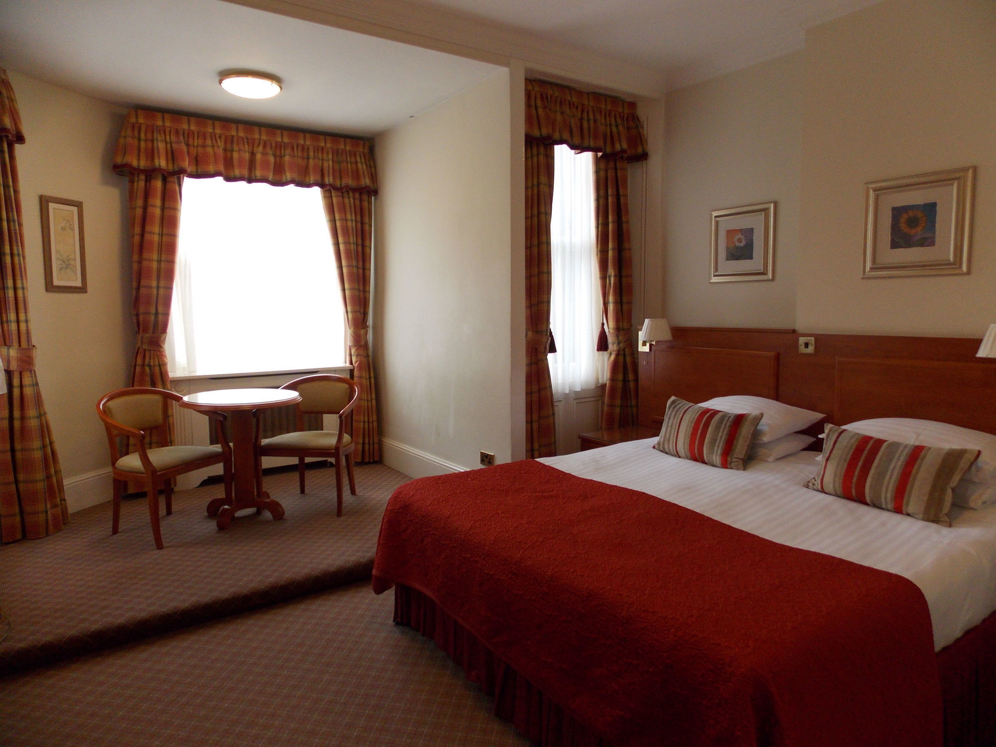 Hotel St George London