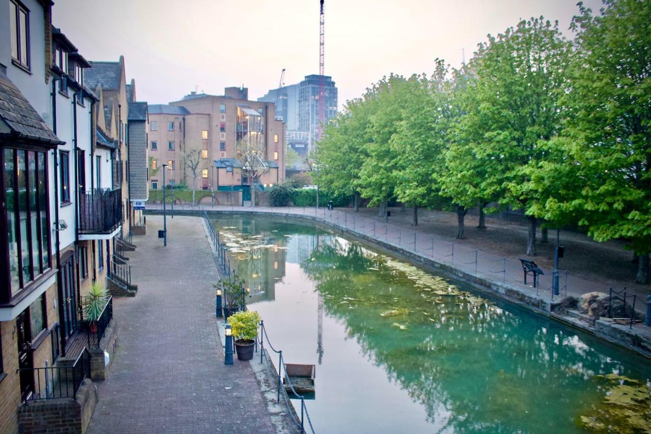Tobacco Dock Studio London