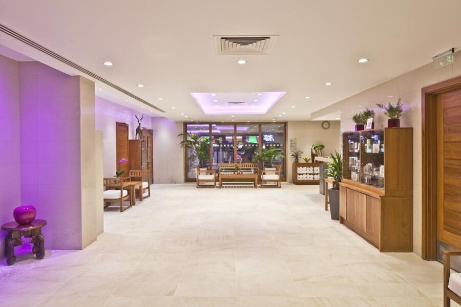 Leonardo Royal Tower Bridge 4* London