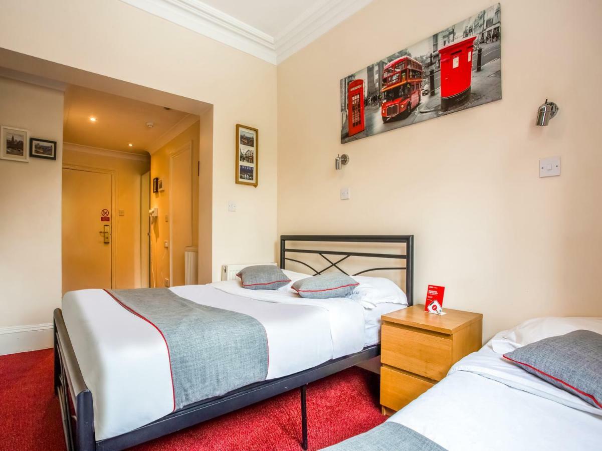 Oyo Lifestyle Golden Guest house