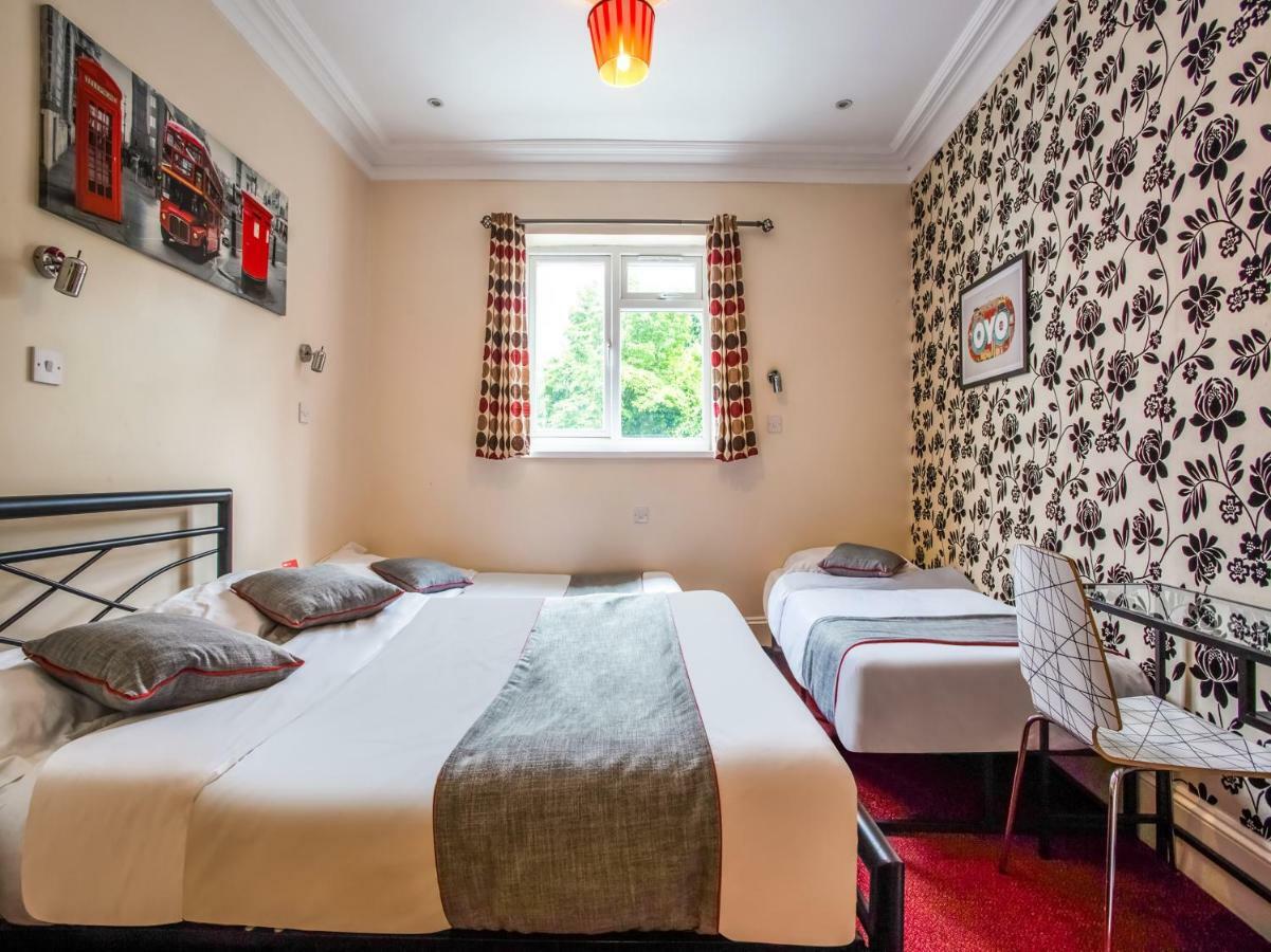 Oyo Lifestyle Golden 3* London