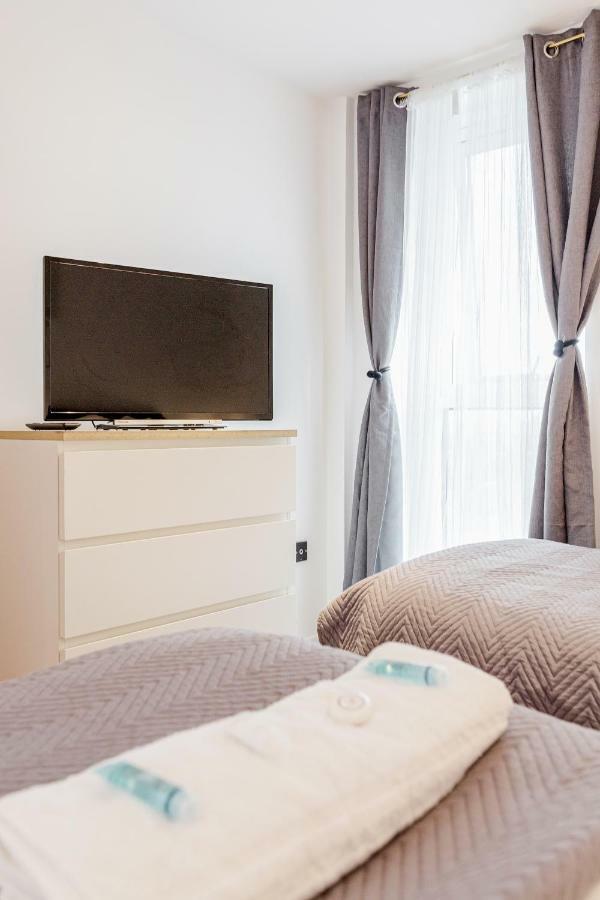 Premium Excel 3 & 2 Bedrooms London