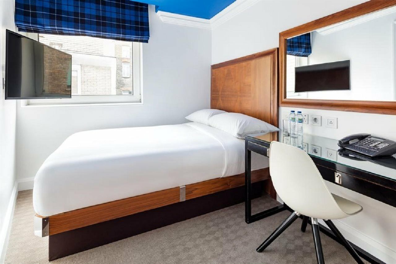 Radisson Blu Hotel, Tottenham Court Road - Formerly Kenilworth 4* London
