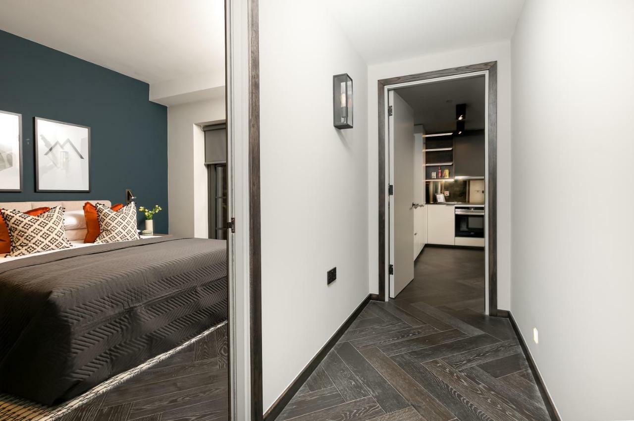 Luxury In Soho - Oxford Street Apartment