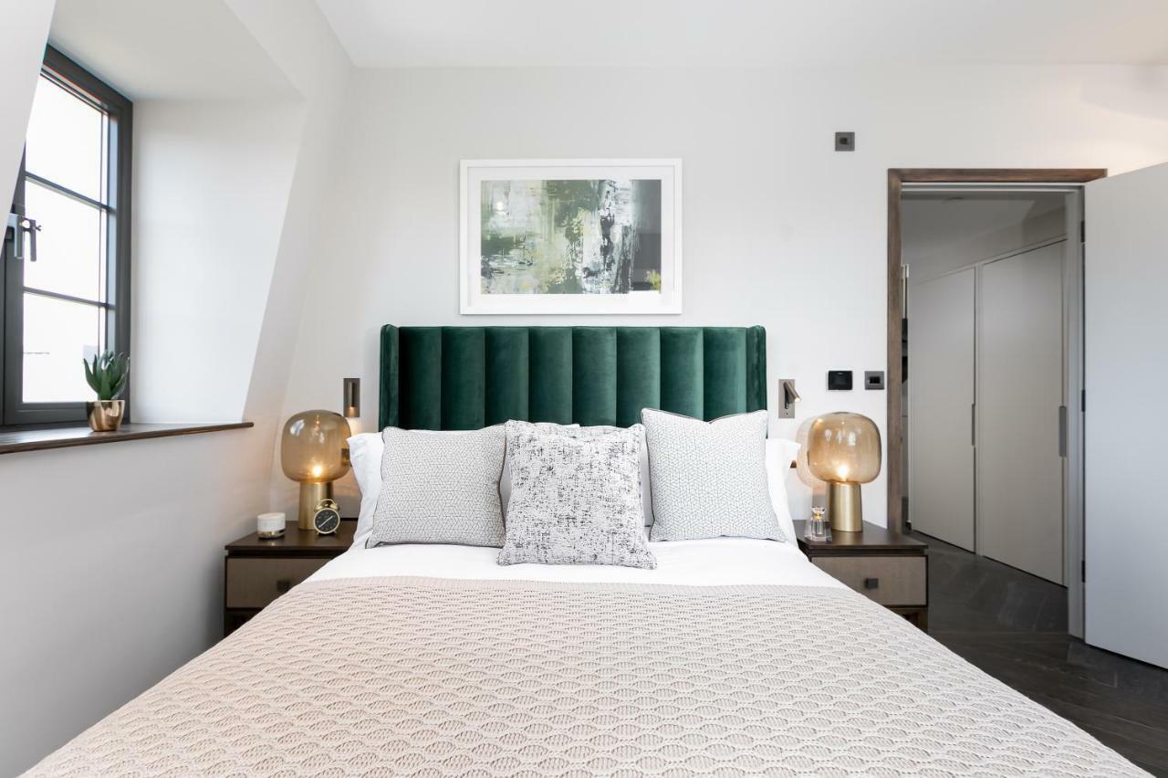 Luxury In Soho - Oxford Street * London