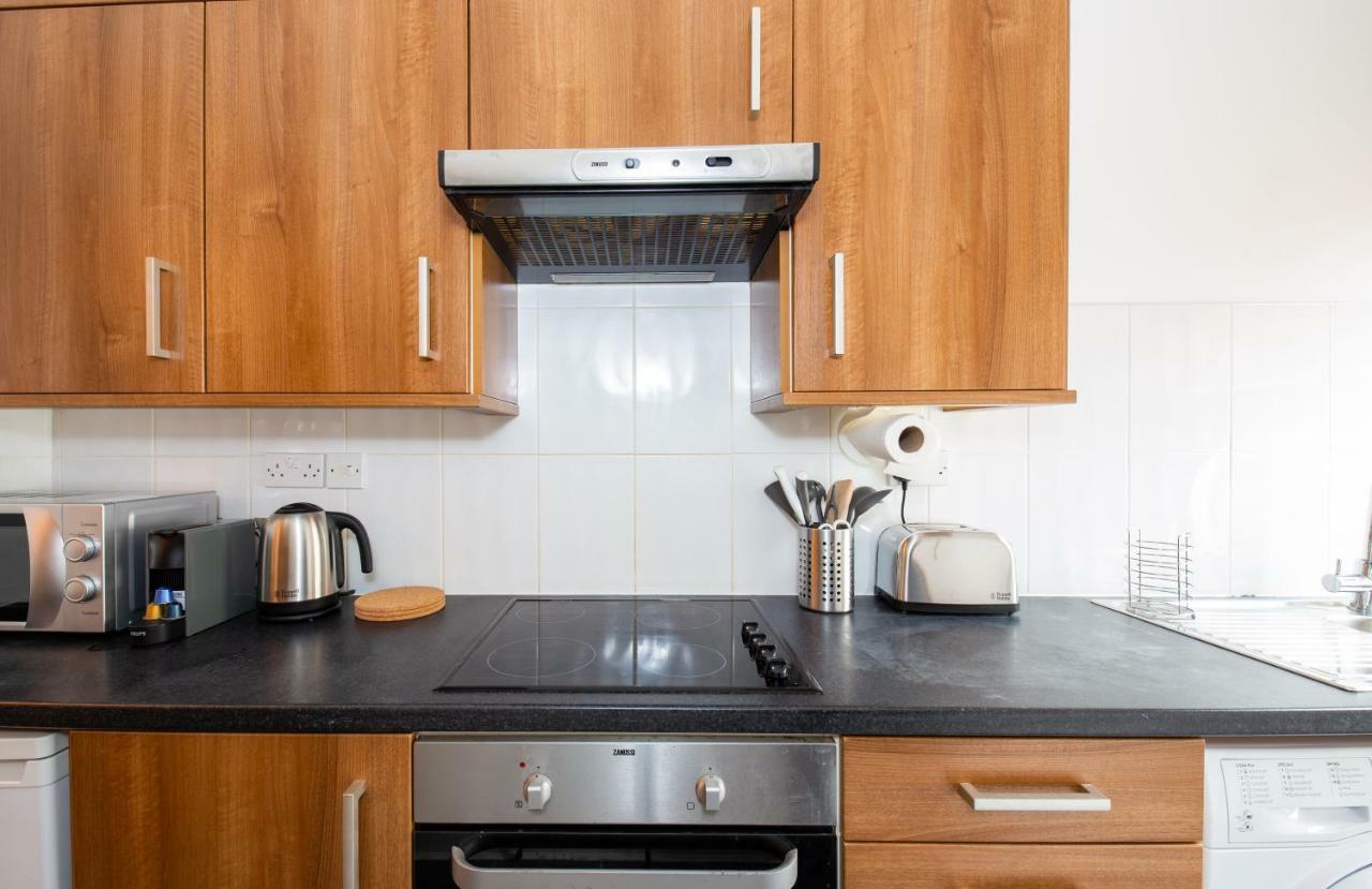 Thrive - Clapham Junction Apartment