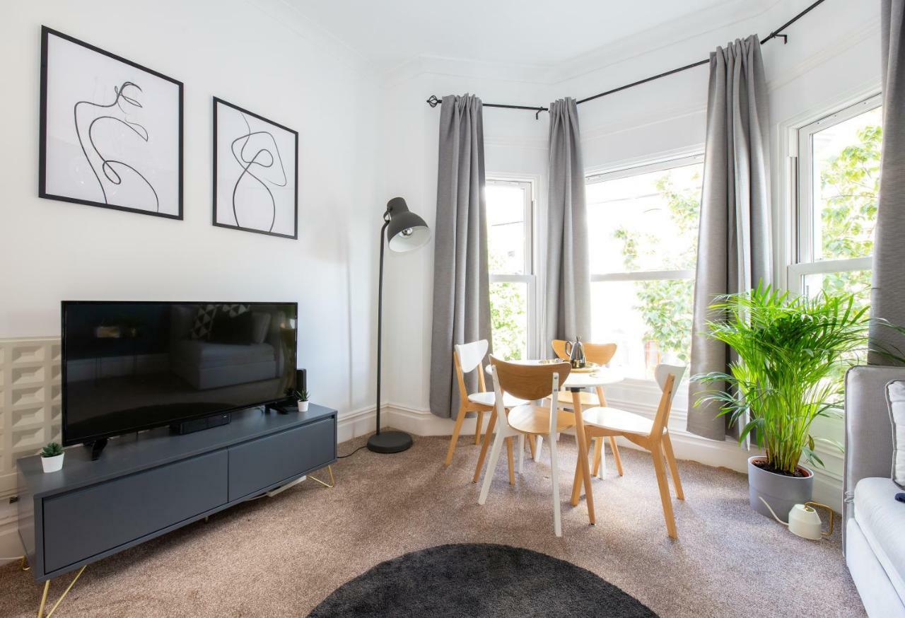 Thrive - Clapham Junction * London