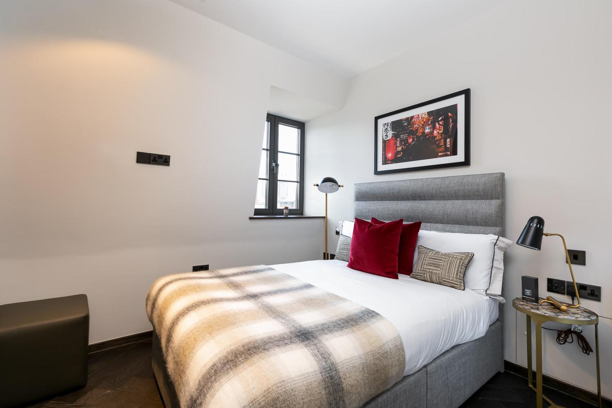 Luxury In Soho - Oxford Street London