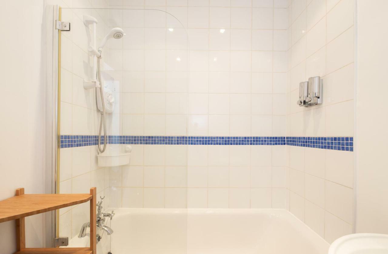 Thrive - Clapham Junction Apartment *