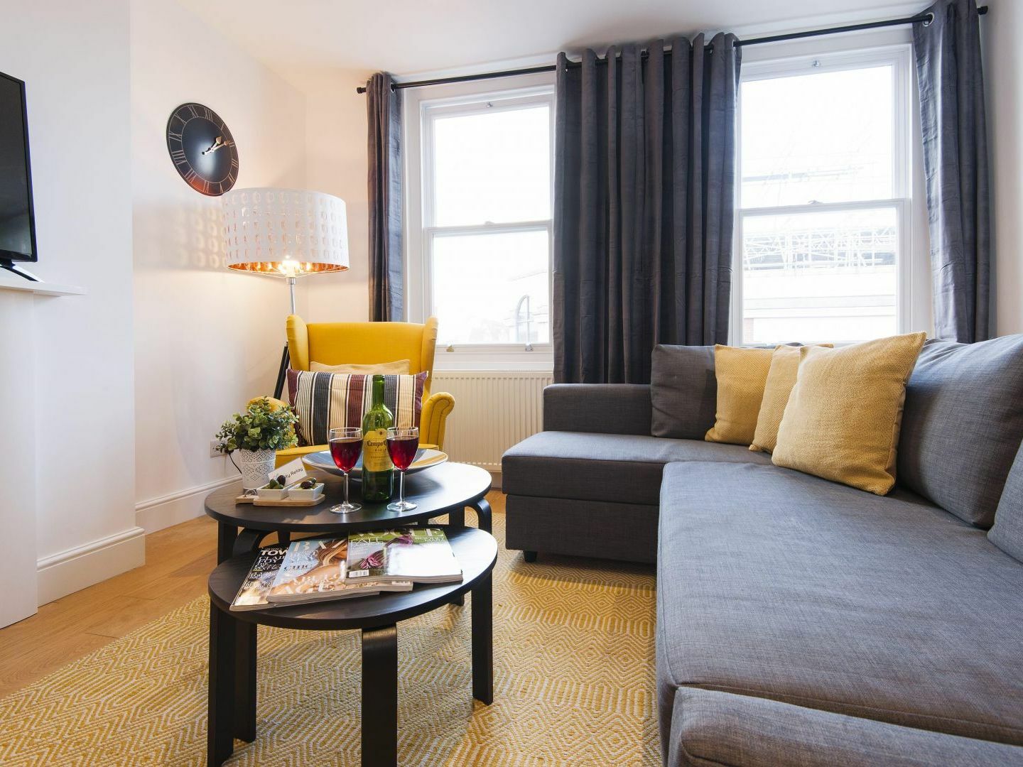 Apartment The North End Road