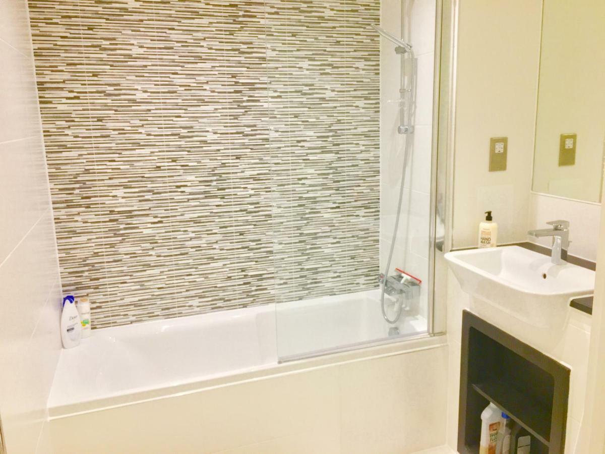 Apartment 2-bedrooms Modern Next To Velodrome, Lounge, Balcony, Parking, Abba *