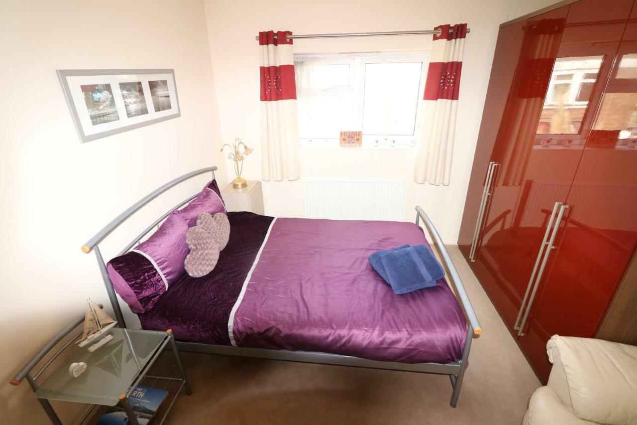 Abbey Private House With Lovely Garden * London
