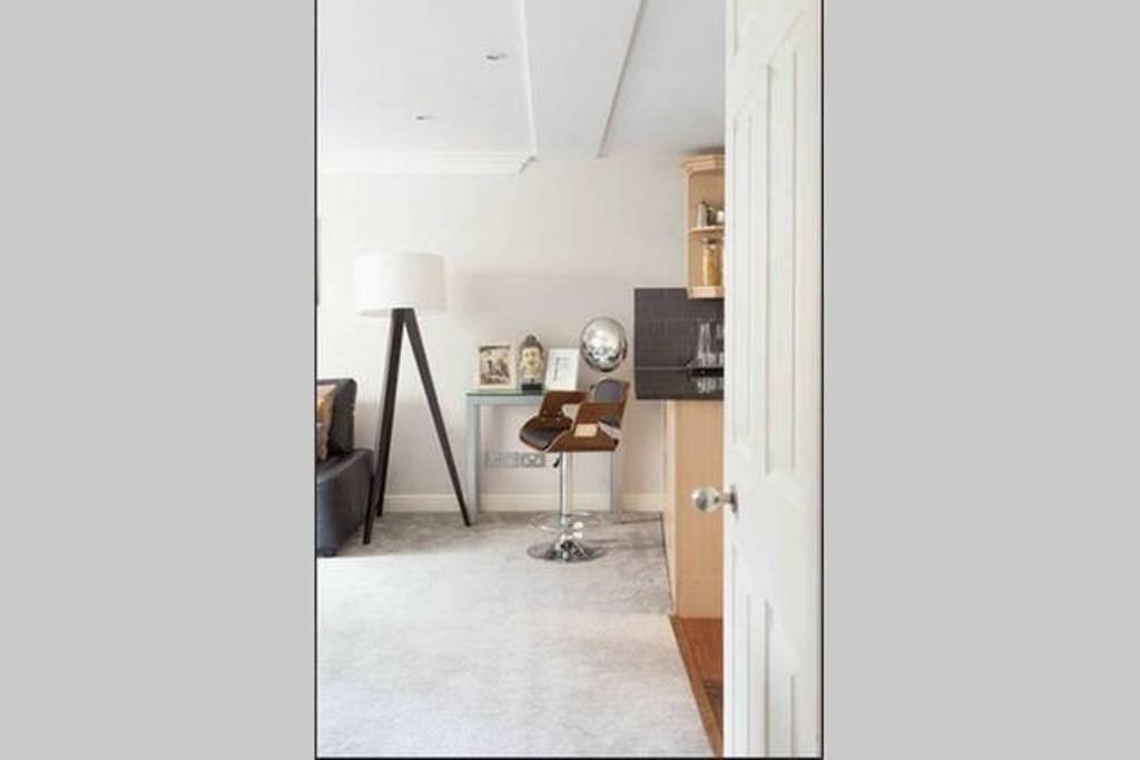 Heart Of Mayfair - Stunning Apartment