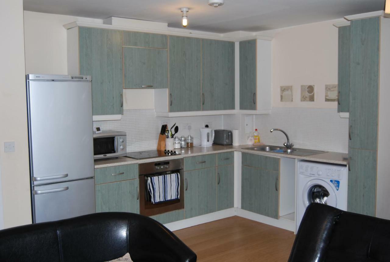 Ebbett Court Apartment