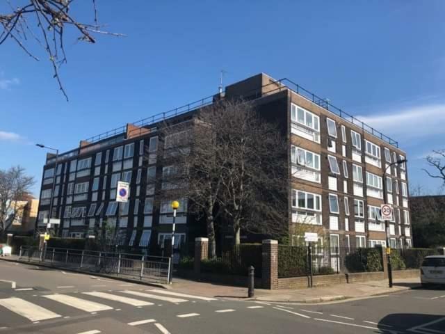 Apartment Splendid 2 Bedroom In Shepherd's Bush London
