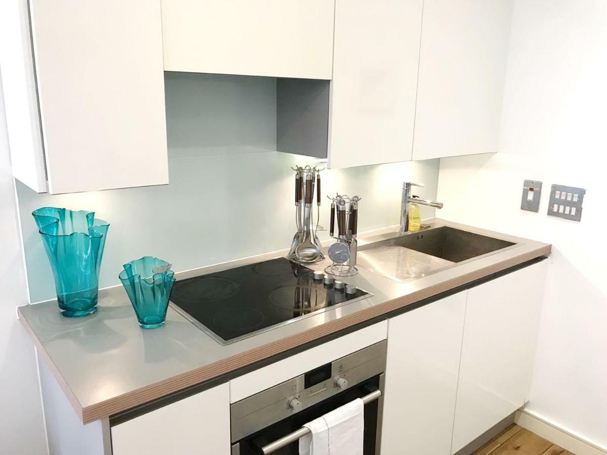 New 1 Bedroom 1 Bath Flat Next To Greenwich Park And O2 Arena To Host Max 5 Guests London