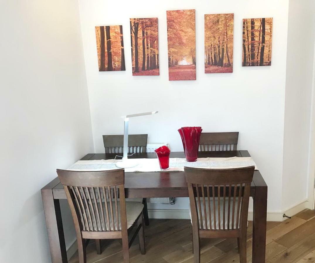 New 1 Bedroom 1 Bath Flat Next To Greenwich Park And O2 Arena To Host Max 5 Guests *