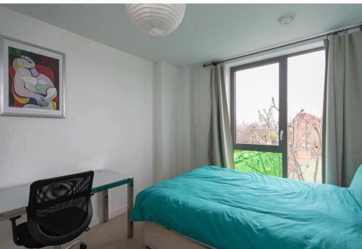 With Private Bathroom In A Modern Two Bedroom Two Bathroom Flat London