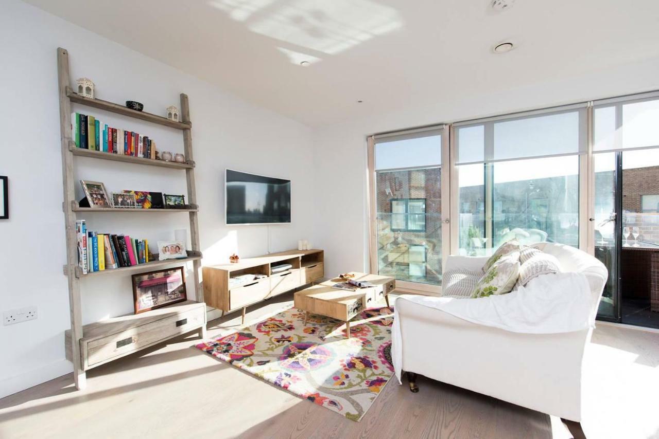 Stunning 1 Bedroom In Central Apartment