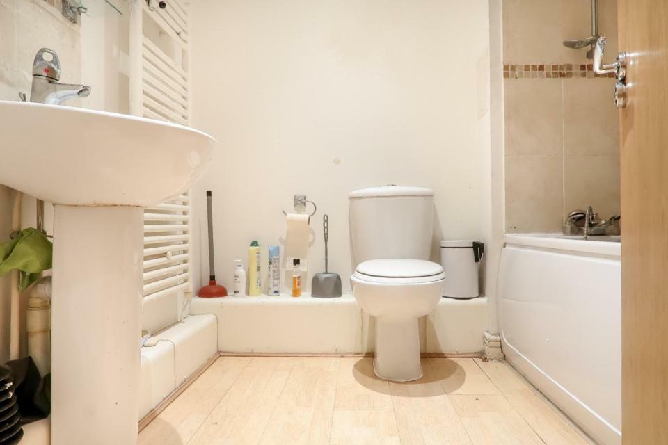 Central House Homestay London