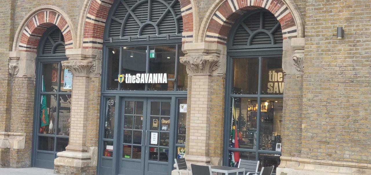 The Hideaway In Apartment London
