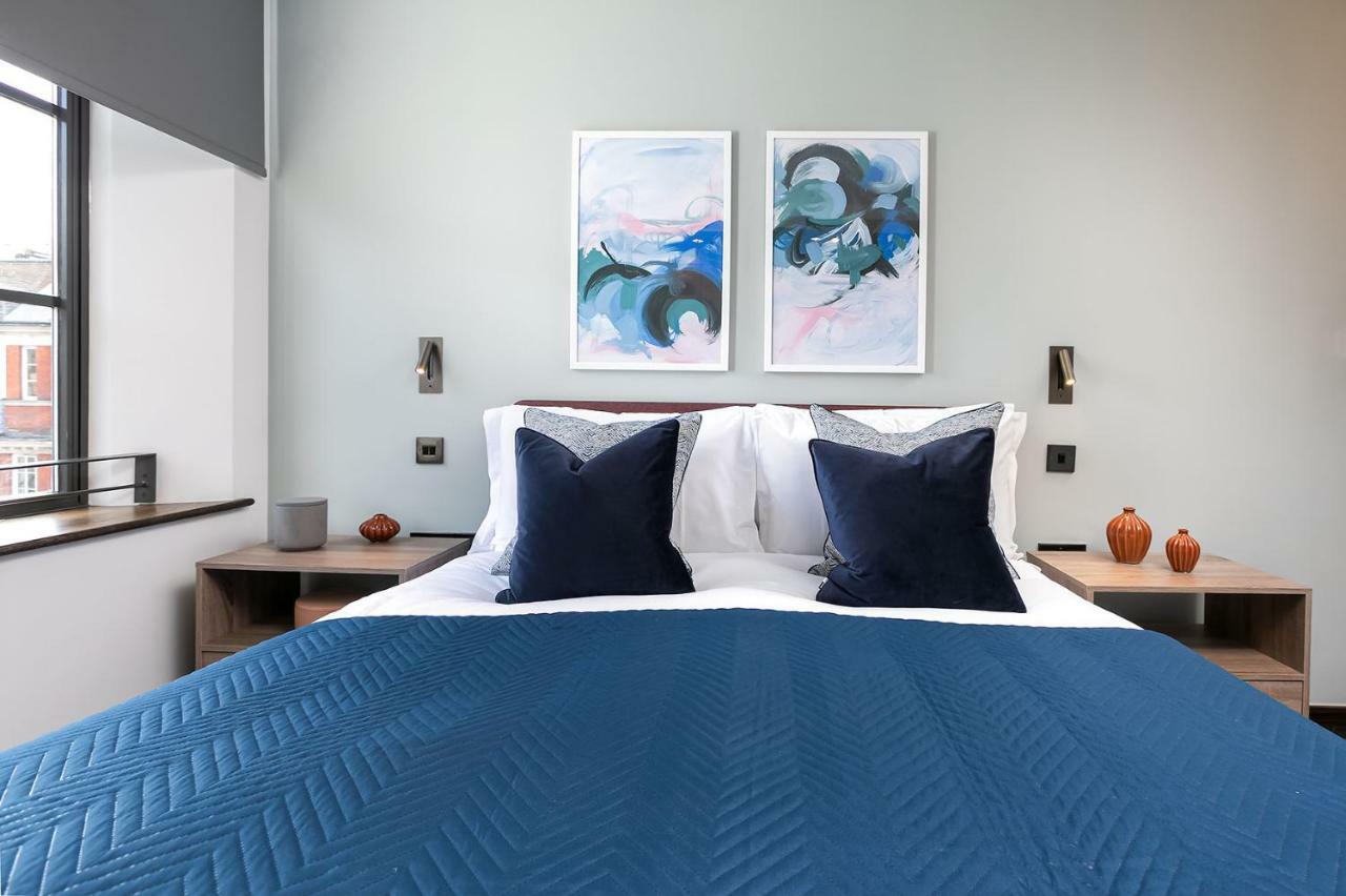 Luxury In Soho - Oxford Street Apartment