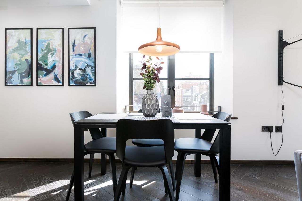 Luxury In Soho - Oxford Street *