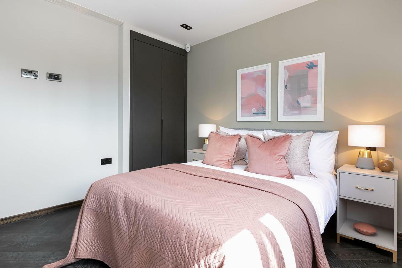 Luxury In Soho - Oxford Street * London