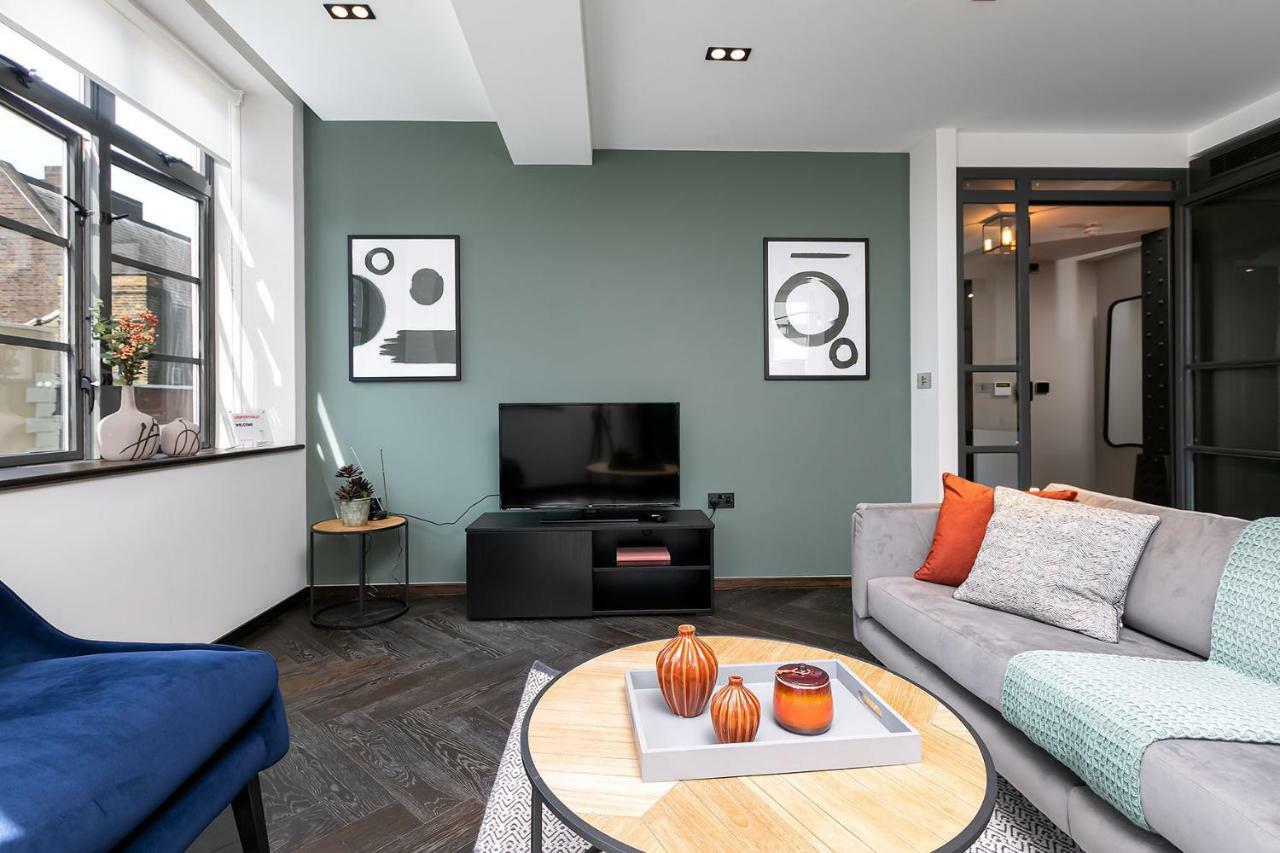 Luxury In Soho - Oxford Street Apartment