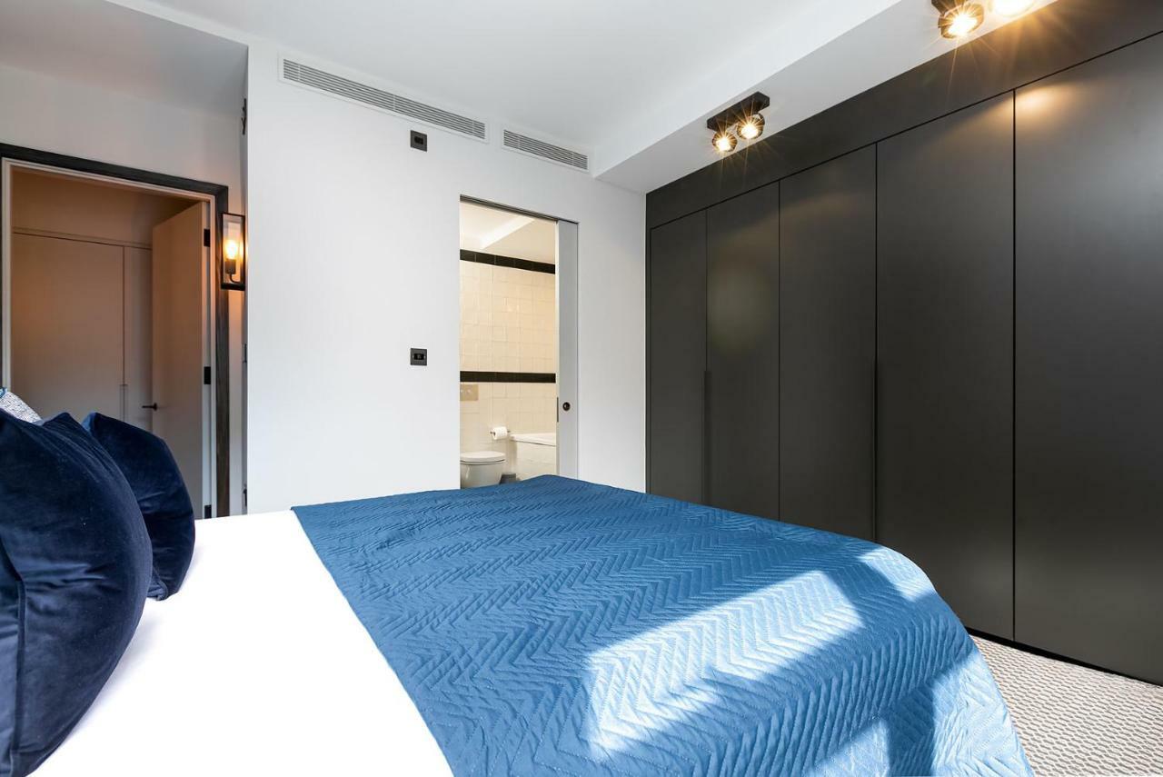 Luxury In Soho - Oxford Street *